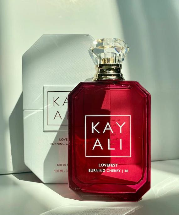 Kayali Lovefest Burning Cherry